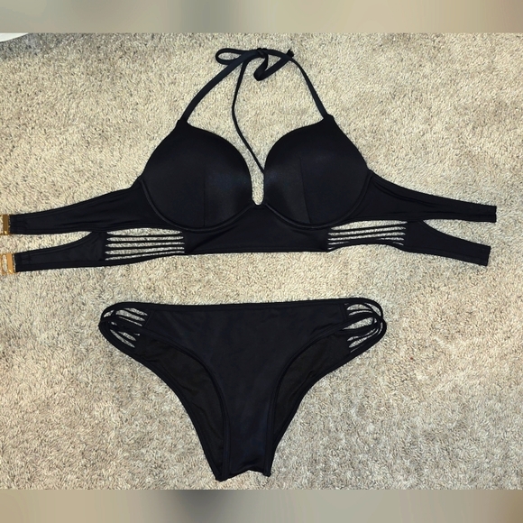 Victorias Secret Bombshell Bikini (34C) - Picture 1 of 8